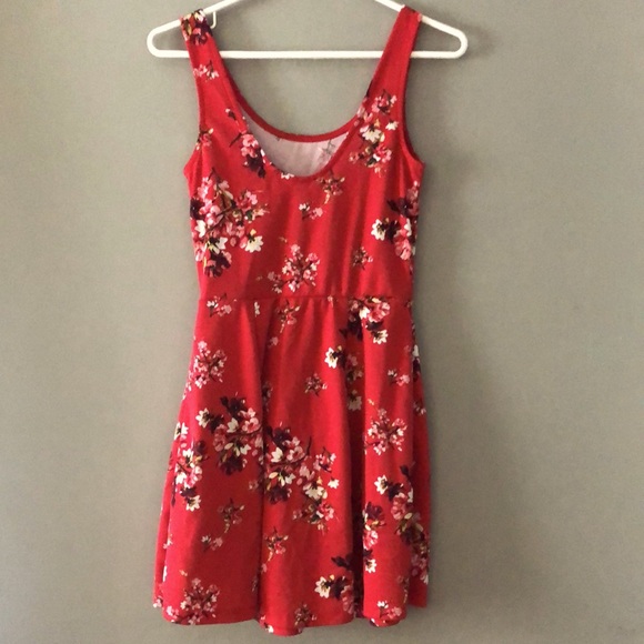 Dress - Picture 2 of 2